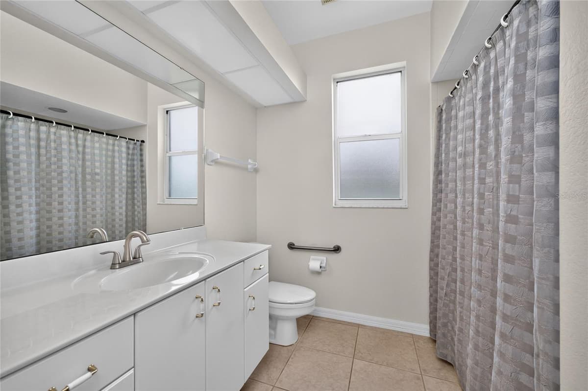 7011 N PLUM TREE — photo 30 of 83