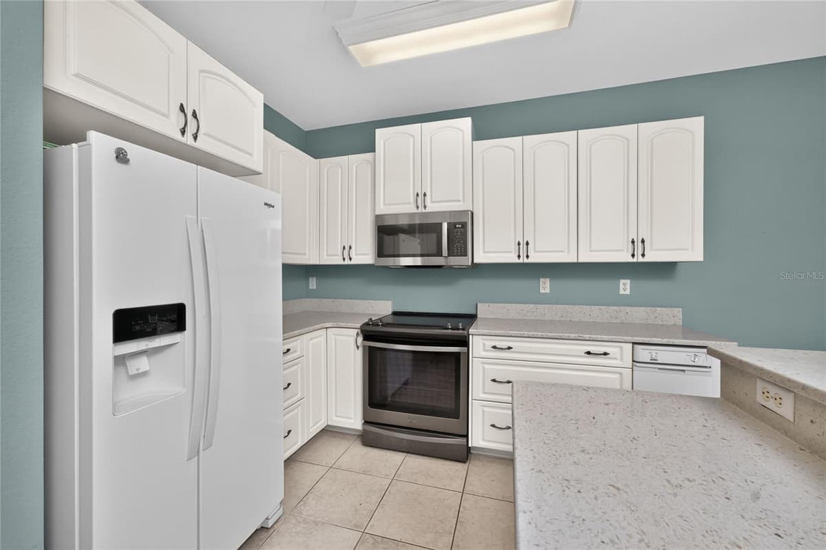 7011 N PLUM TREE — photo 16 of 83