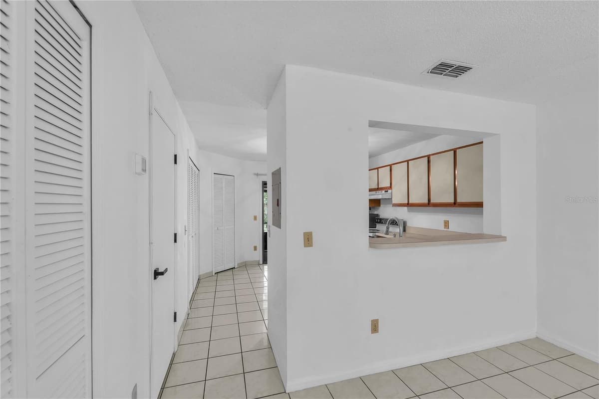 5100 BURCHETTE ROAD — photo 7 of 29