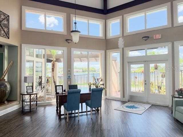 224 AFTON SQUARE — photo 30 of 41