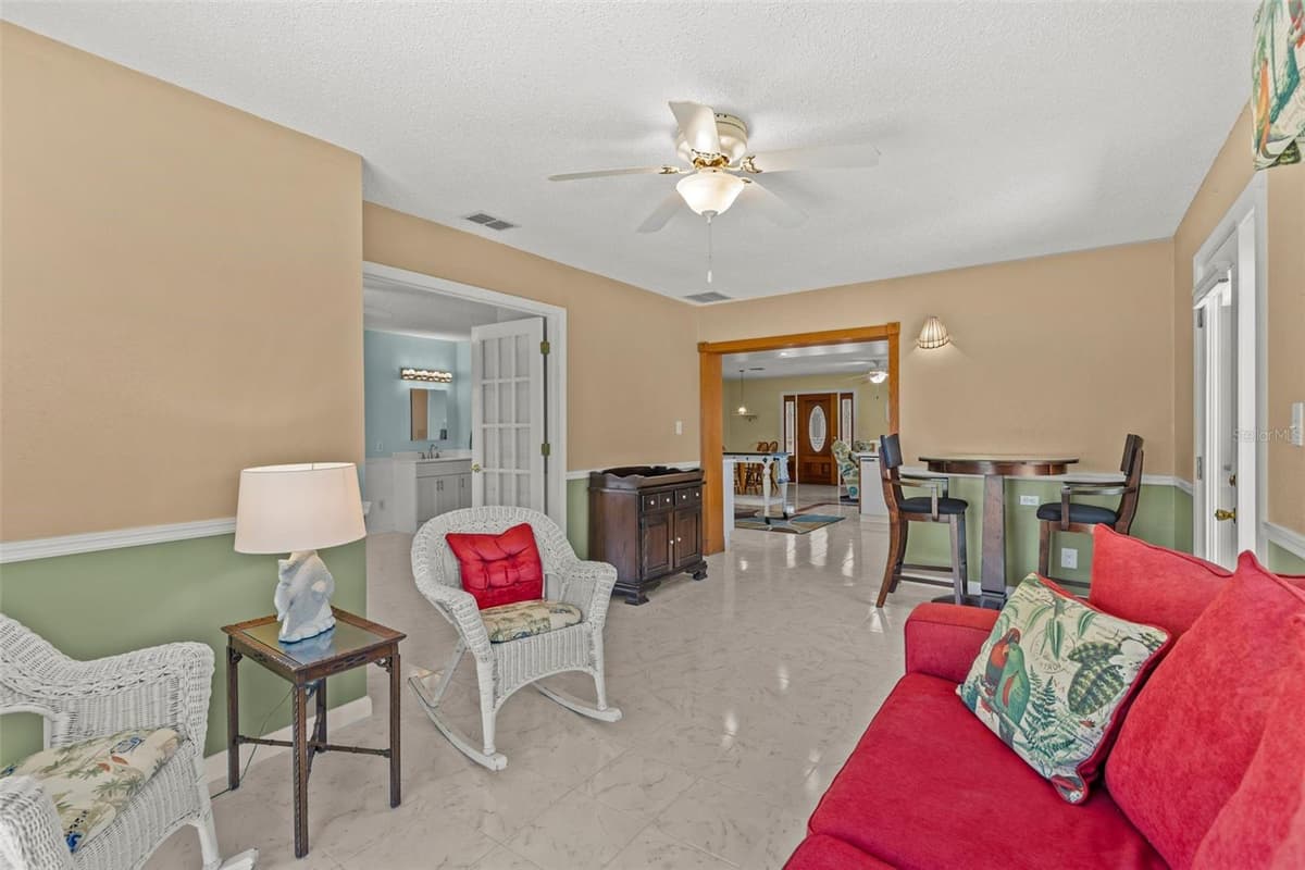 3388 OLEANDER DRIVE — photo 24 of 47