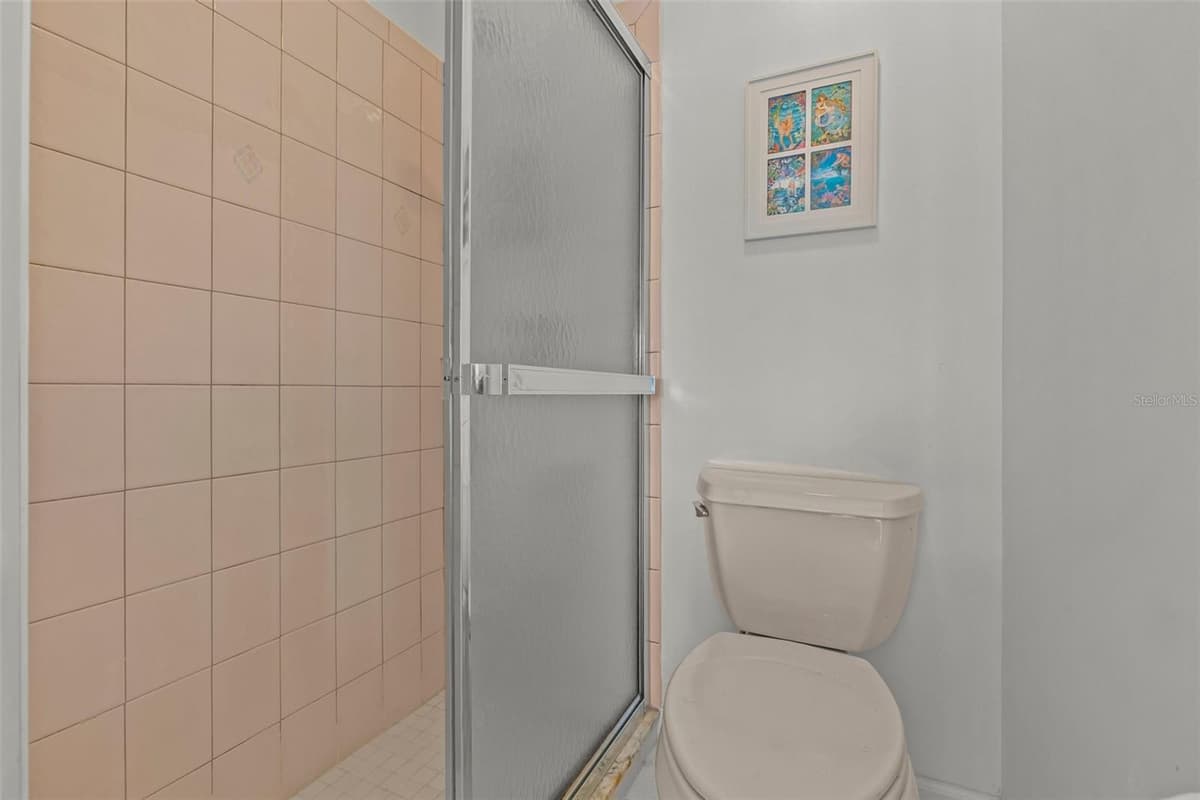 3388 OLEANDER DRIVE — photo 30 of 47