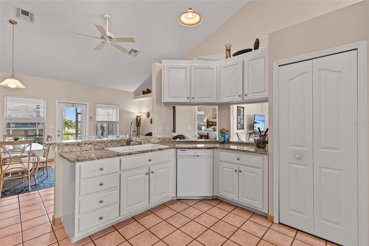 3302 TURKS CAP DRIVE — photo 14 of 49