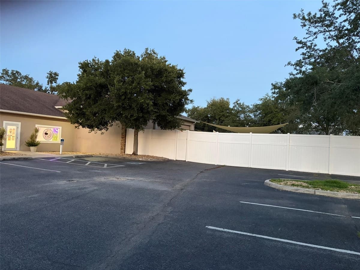 718 60TH STREET COURT — photo 8 of 11