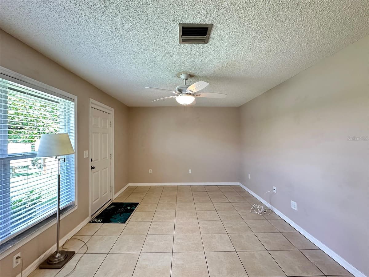 21150 GERTRUDE AVENUE — photo 3 of 21