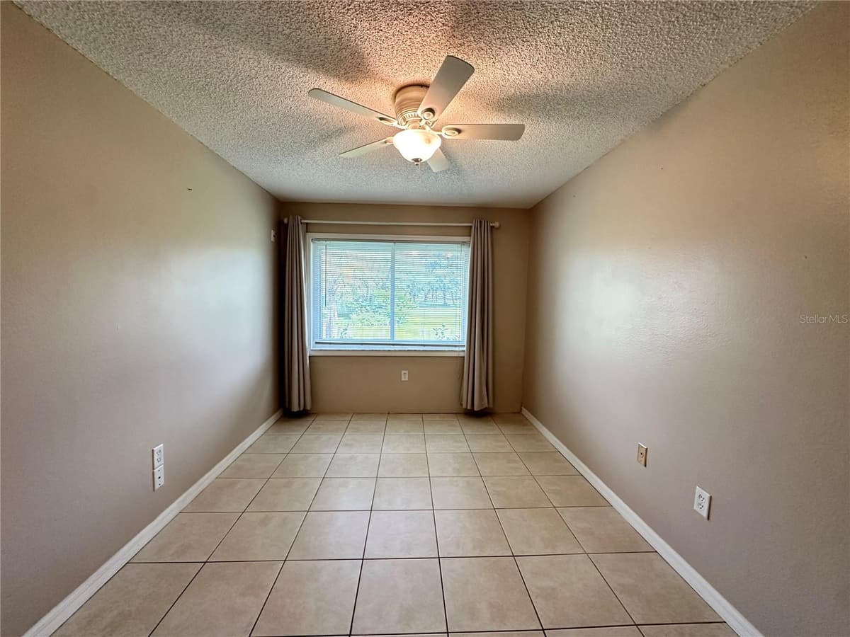21150 GERTRUDE AVENUE — photo 13 of 21