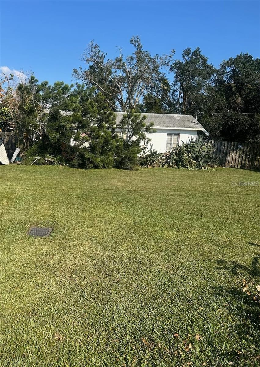 605 BRADFORD AVENUE — photo 1 of 1