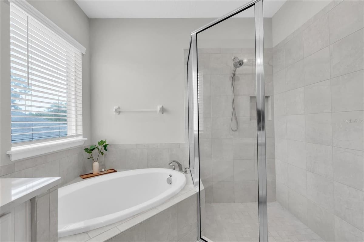 13709 STANSIL AVENUE — photo 24 of 71