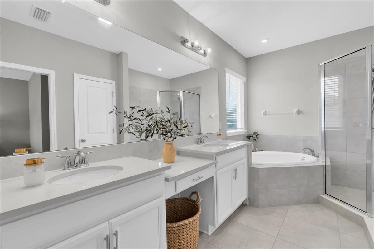 13709 STANSIL AVENUE — photo 9 of 71