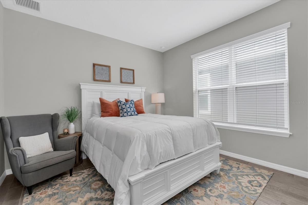 13709 STANSIL AVENUE — photo 37 of 71