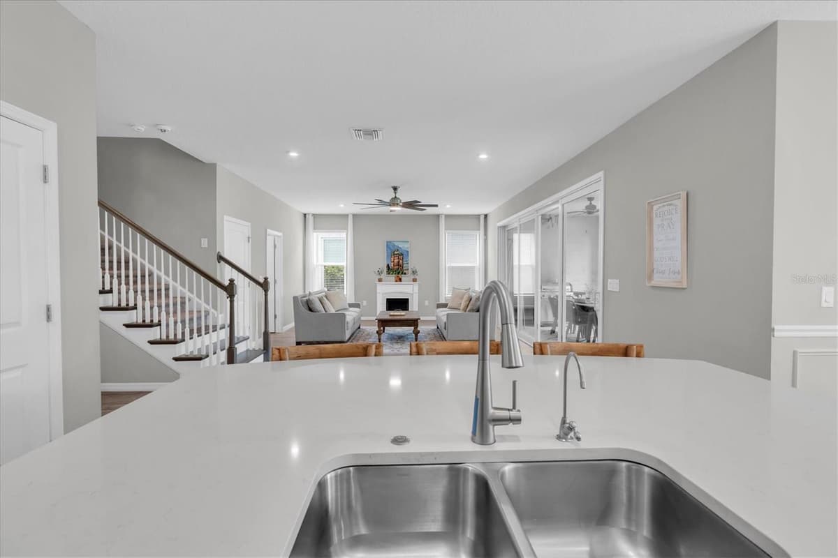 13709 STANSIL AVENUE — photo 18 of 71