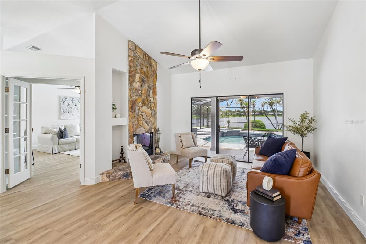 14636 EAGLES CROSSING DRIVE — photo 14 of 63