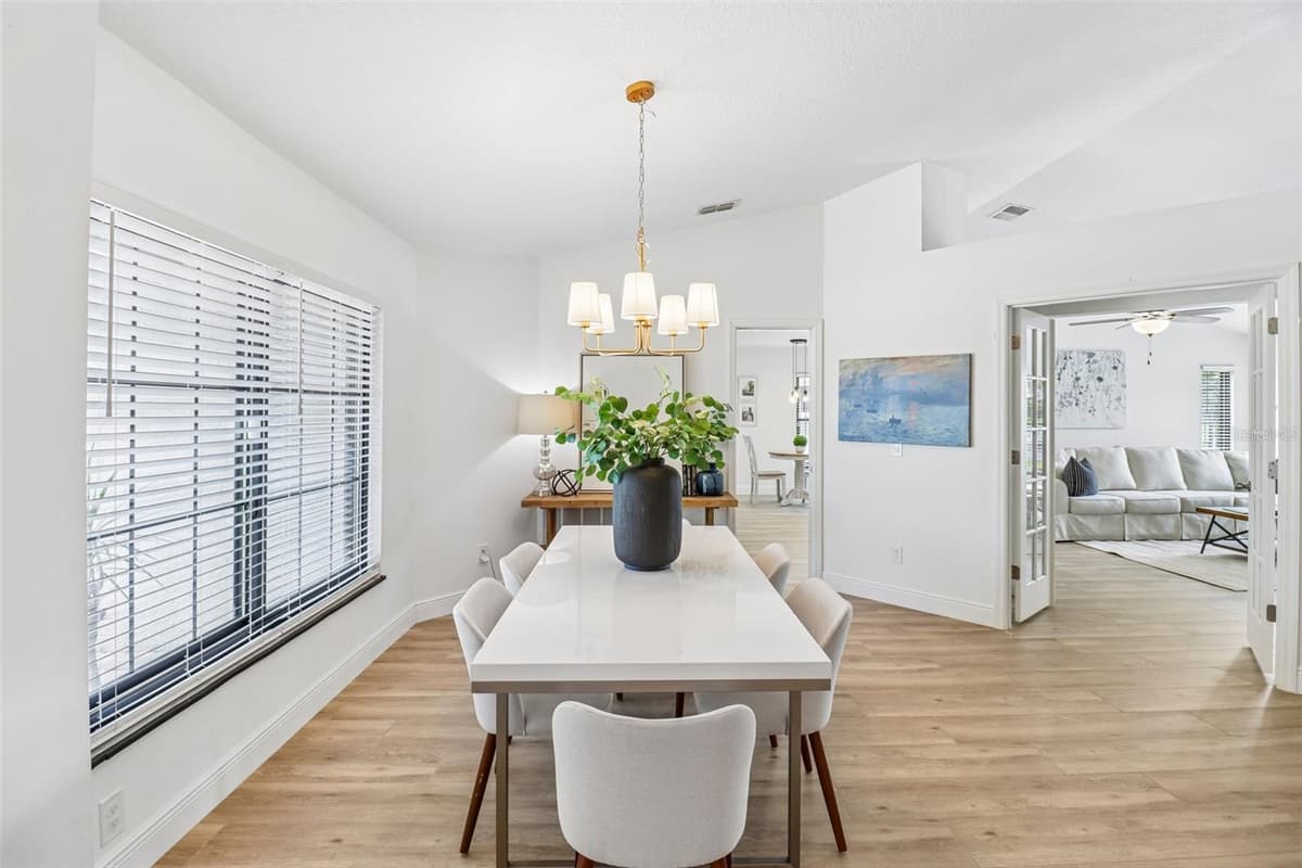 14636 EAGLES CROSSING DRIVE — photo 16 of 63
