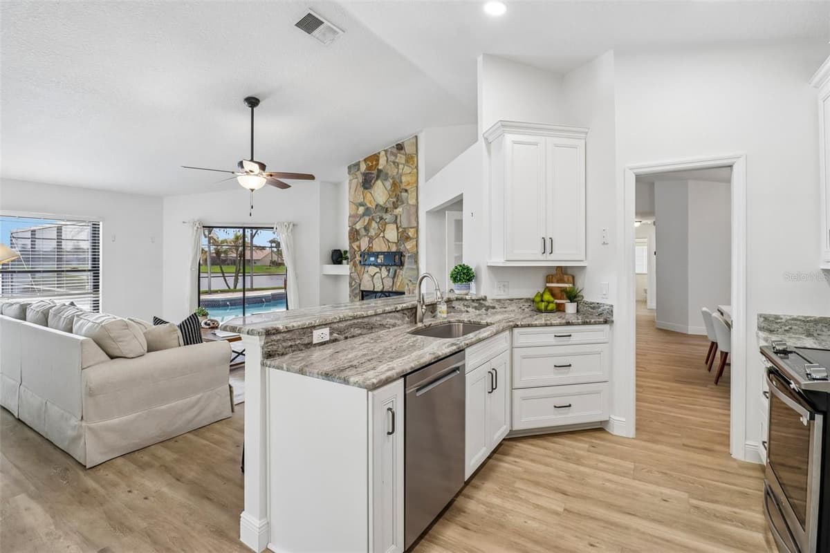 14636 EAGLES CROSSING DRIVE — photo 21 of 63