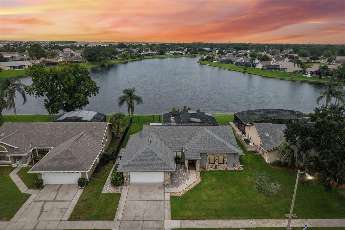14636 EAGLES CROSSING DRIVE — photo 2 of 63
