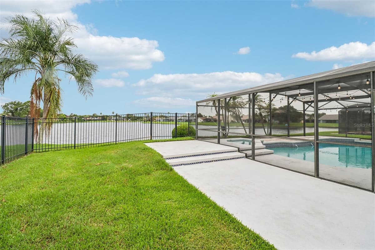 14636 EAGLES CROSSING DRIVE — photo 8 of 63