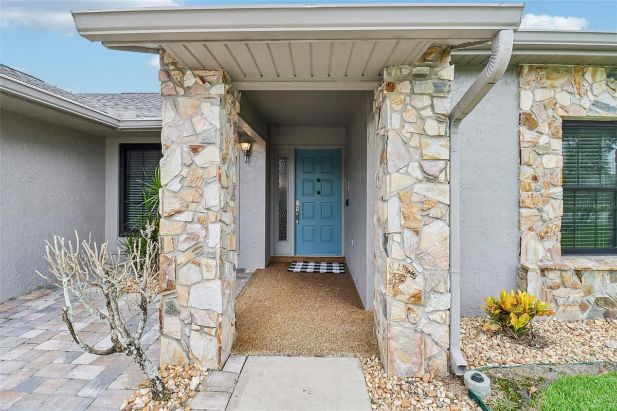 14636 EAGLES CROSSING DRIVE — photo 11 of 63