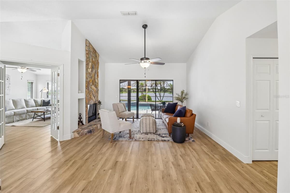 14636 EAGLES CROSSING DRIVE — photo 13 of 63