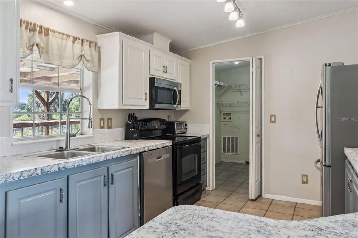 1153 SAND MOUNTAIN ROAD — photo 16 of 47