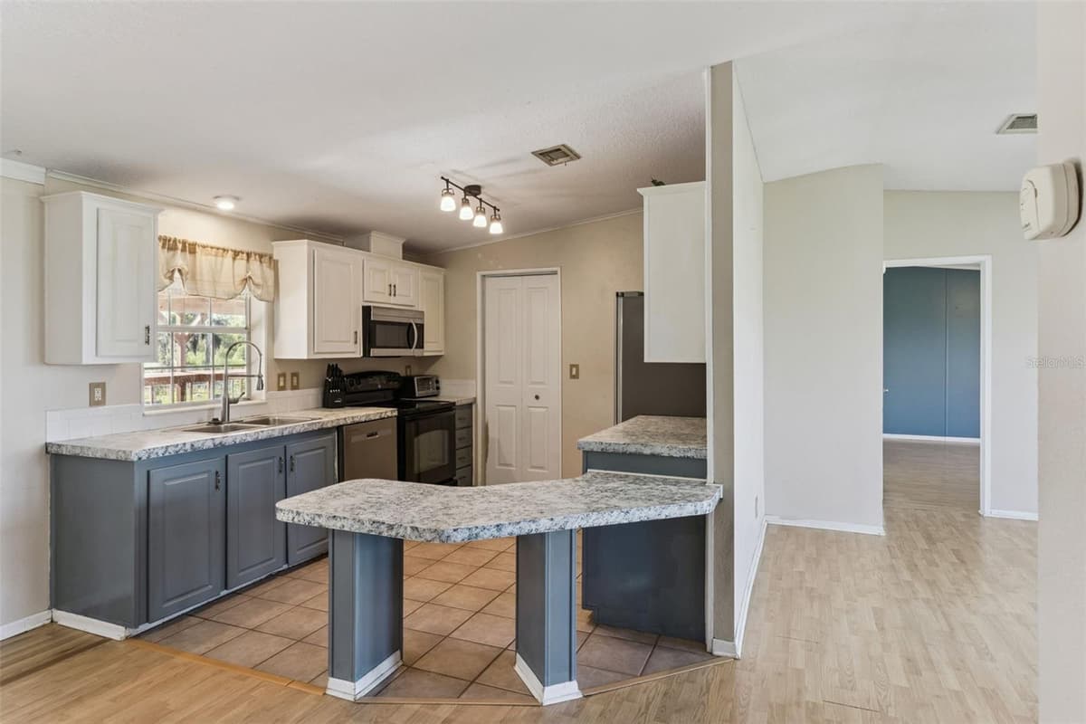 1153 SAND MOUNTAIN ROAD — photo 14 of 47