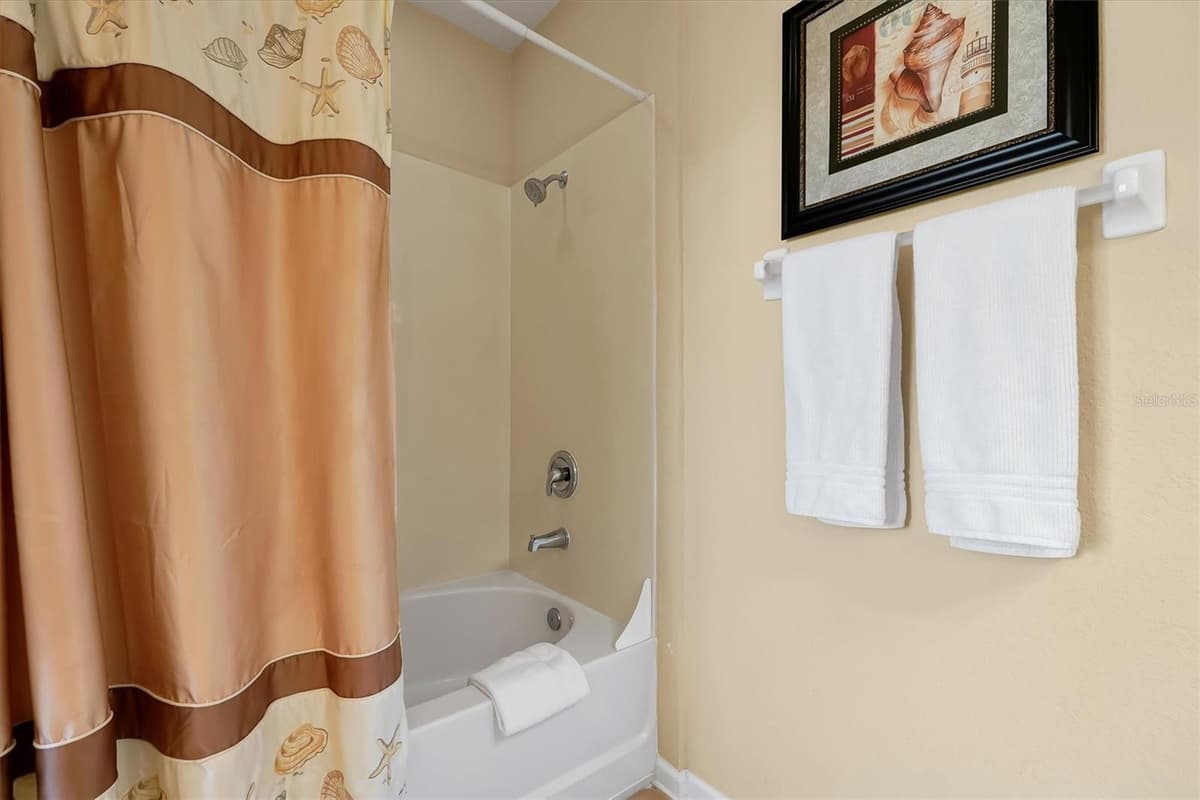 4800 TIDECREST AVENUE — photo 27 of 60