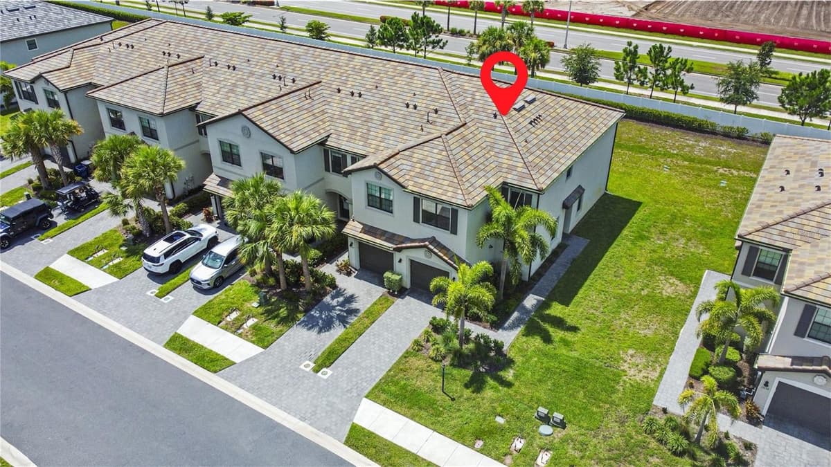 15148 LYLA TERRACE — photo 4 of 44