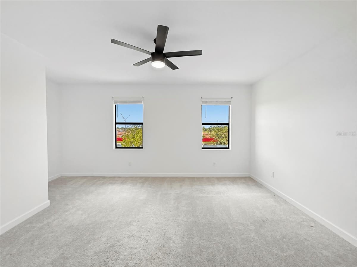 15148 LYLA TERRACE — photo 33 of 44