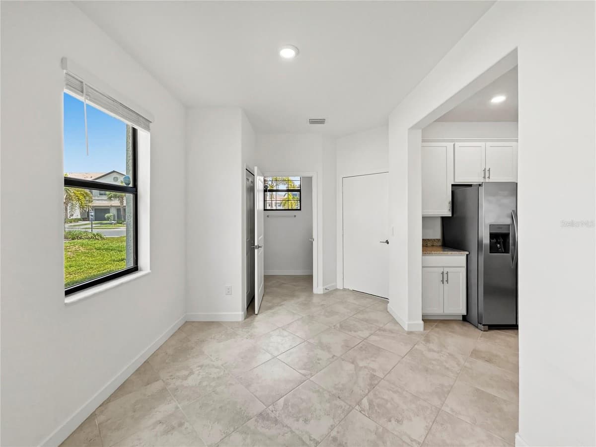 15148 LYLA TERRACE — photo 11 of 44