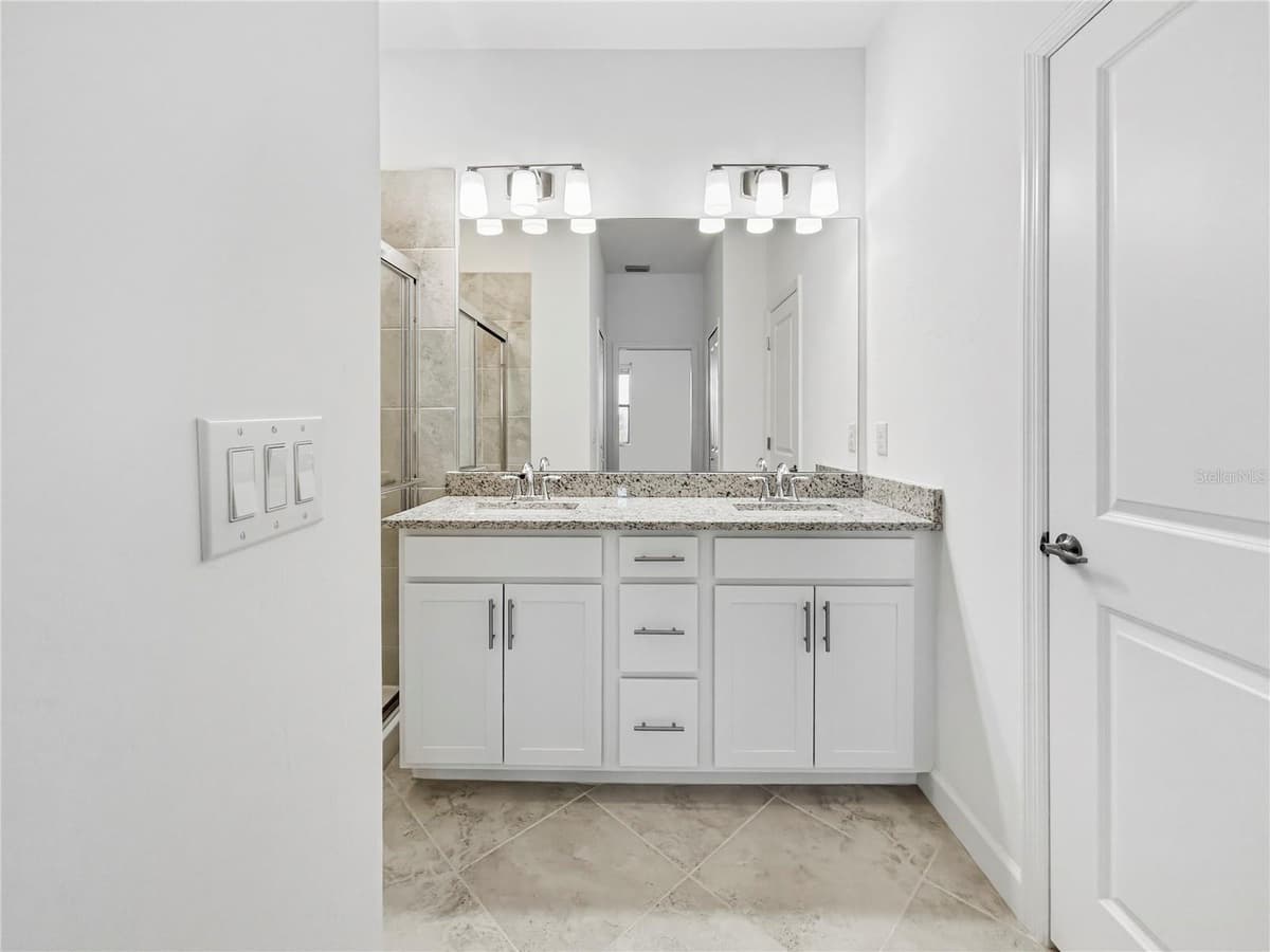 15148 LYLA TERRACE — photo 34 of 44
