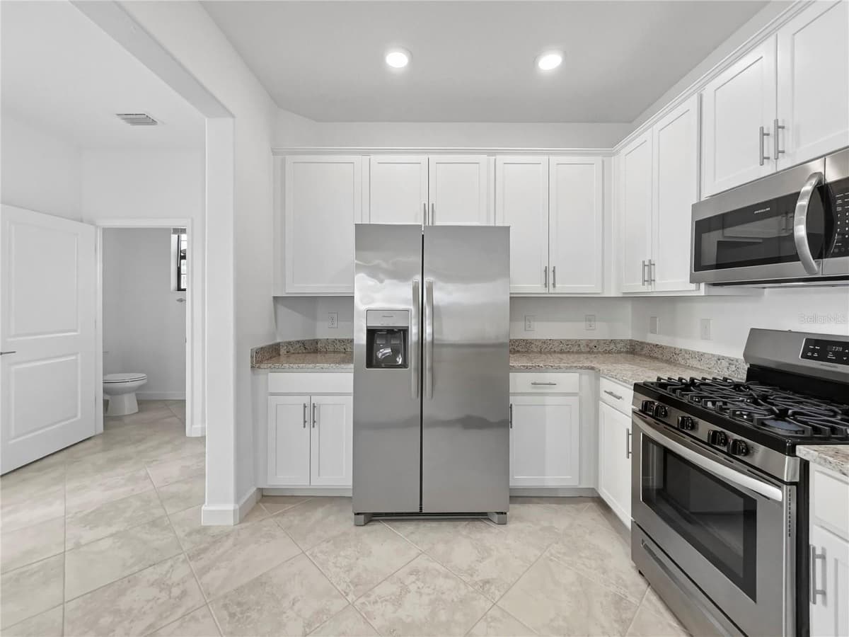 15148 LYLA TERRACE — photo 18 of 44