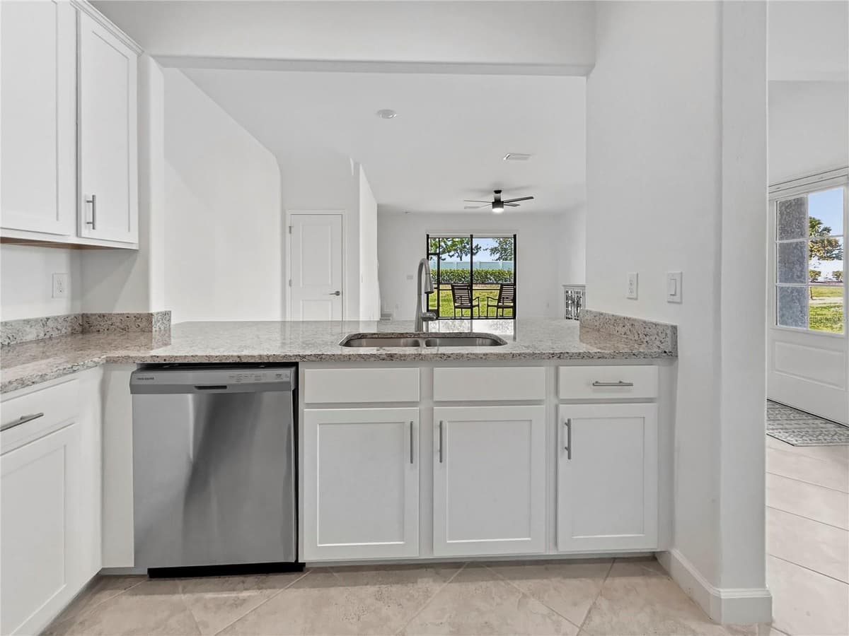 15148 LYLA TERRACE — photo 17 of 44