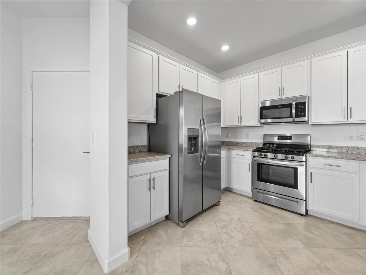 15148 LYLA TERRACE — photo 16 of 44