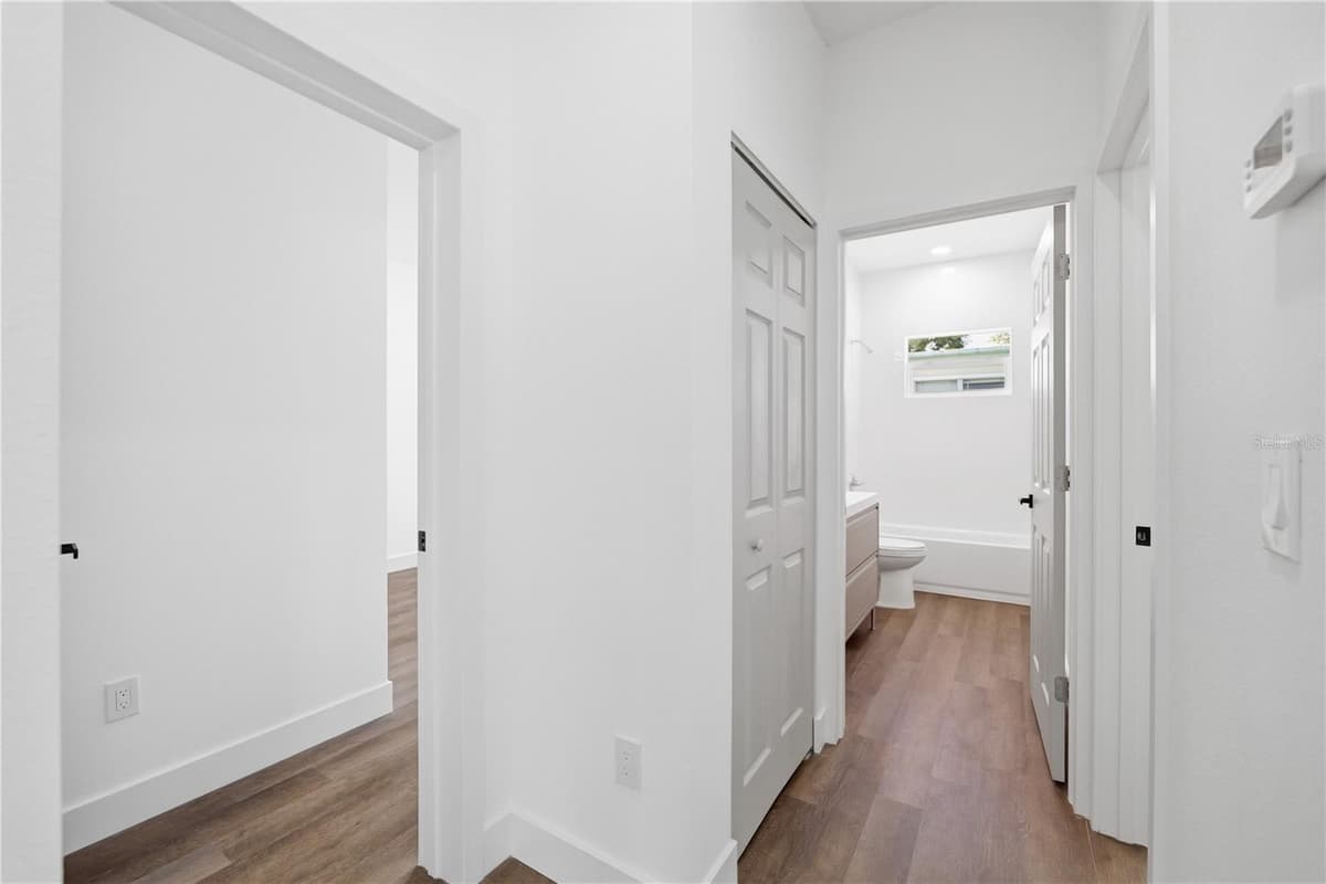 5111 68TH STREET — photo 15 of 27