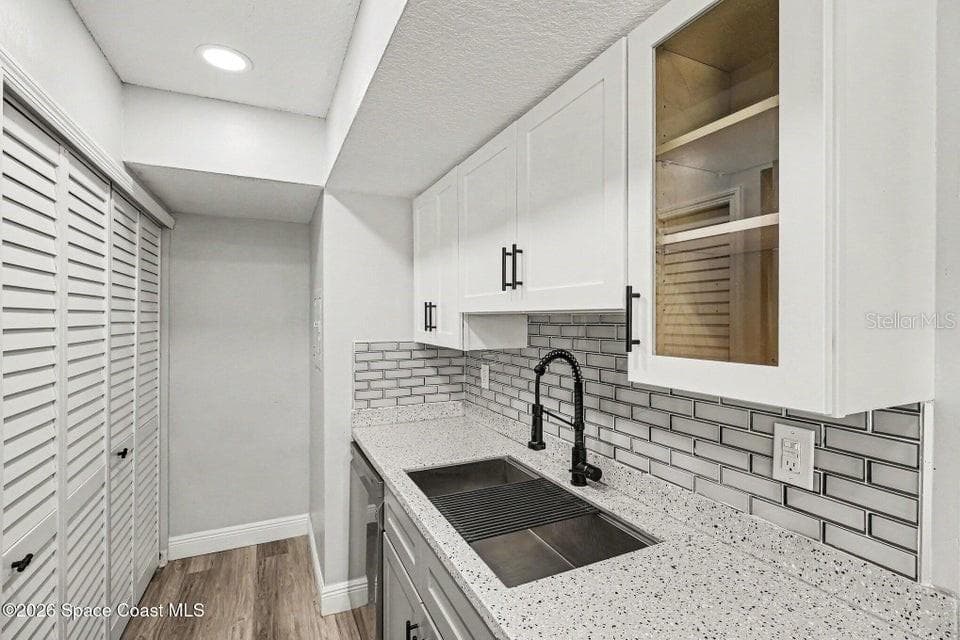 3156 FINSTERWALD DRIVE — photo 7 of 19