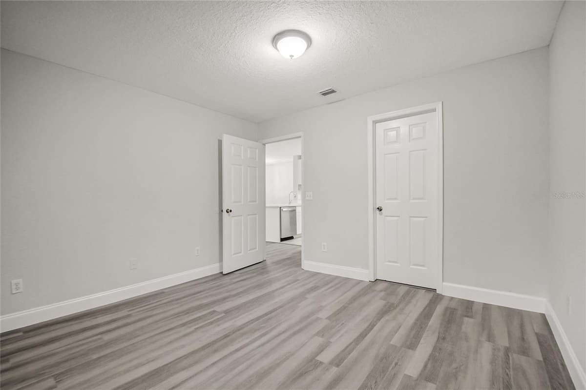 7511 SEURAT STREET — photo 16 of 38