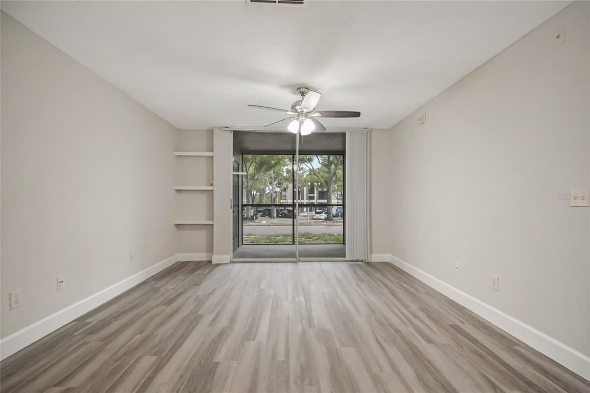 7511 SEURAT STREET — photo 7 of 38