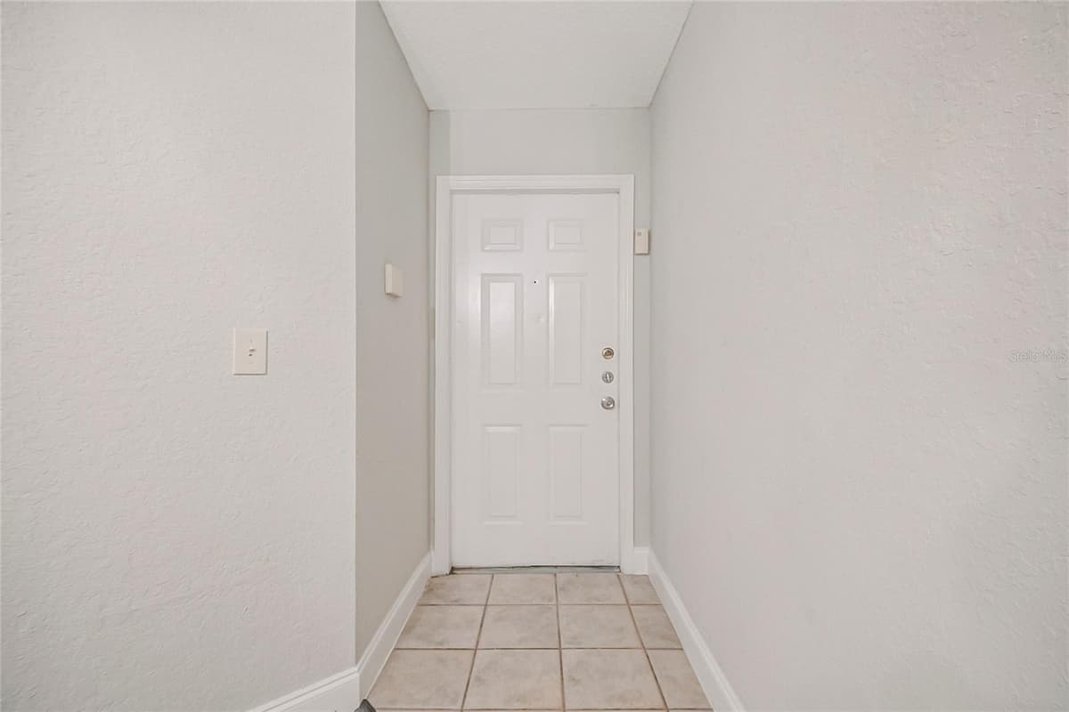 7511 SEURAT STREET — photo 3 of 38