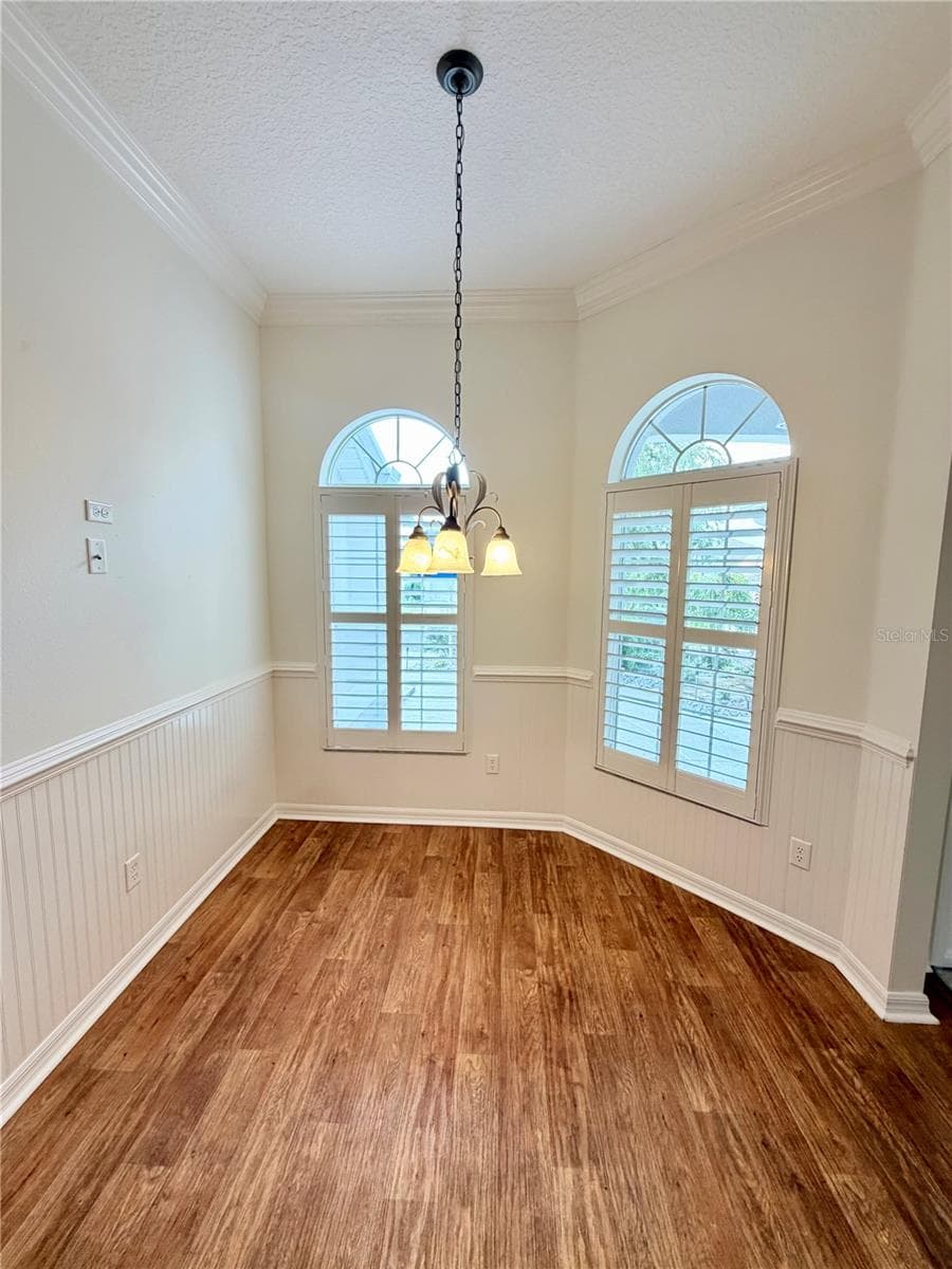 2542 FLINTSHIRE AVENUE — photo 10 of 47