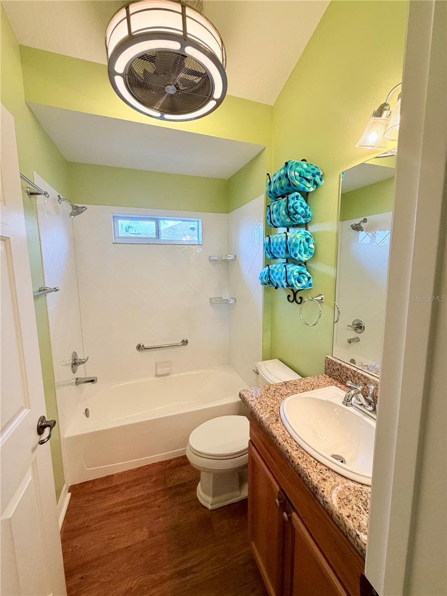 2542 FLINTSHIRE AVENUE — photo 35 of 47