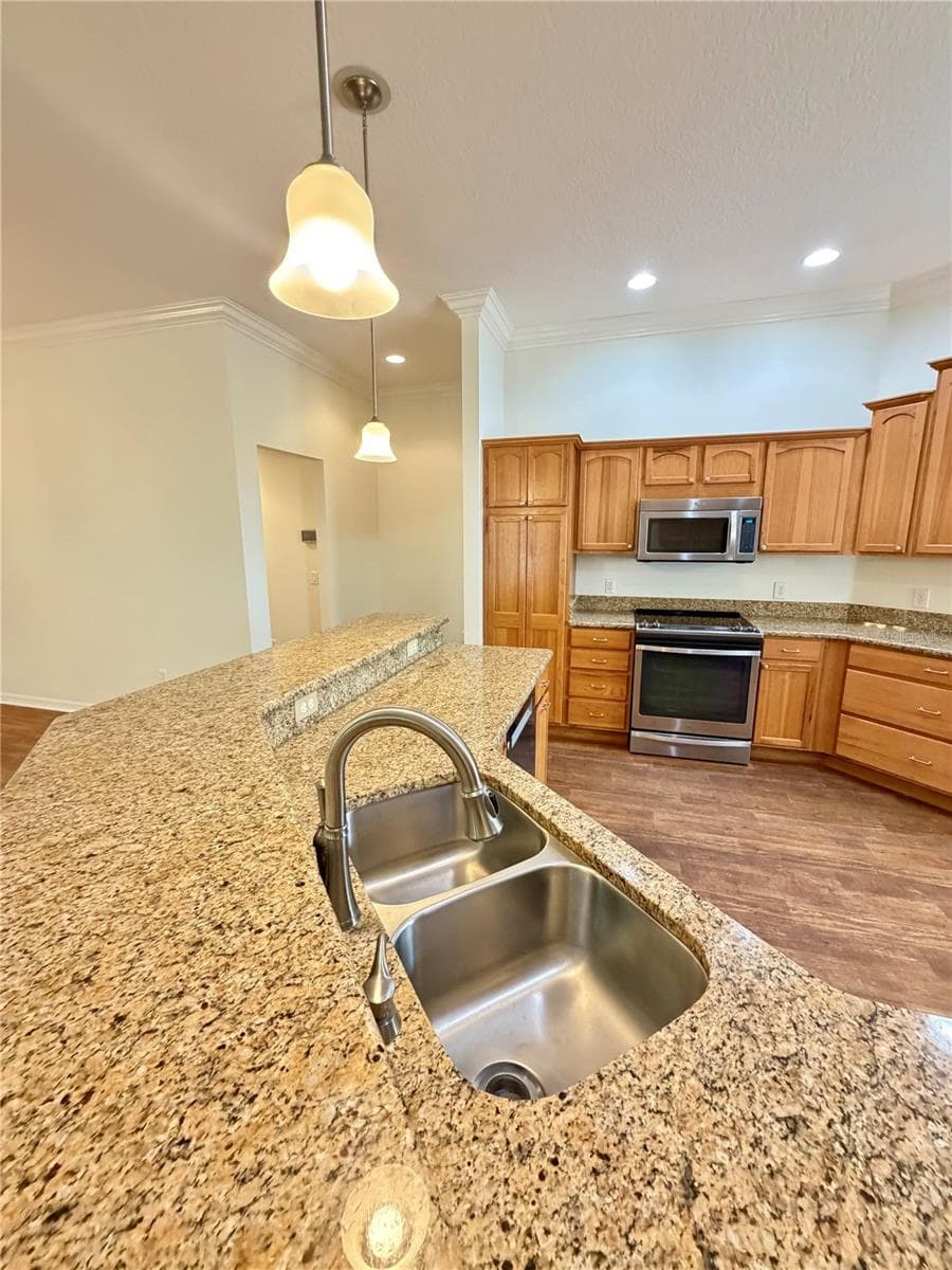 2542 FLINTSHIRE AVENUE — photo 4 of 47
