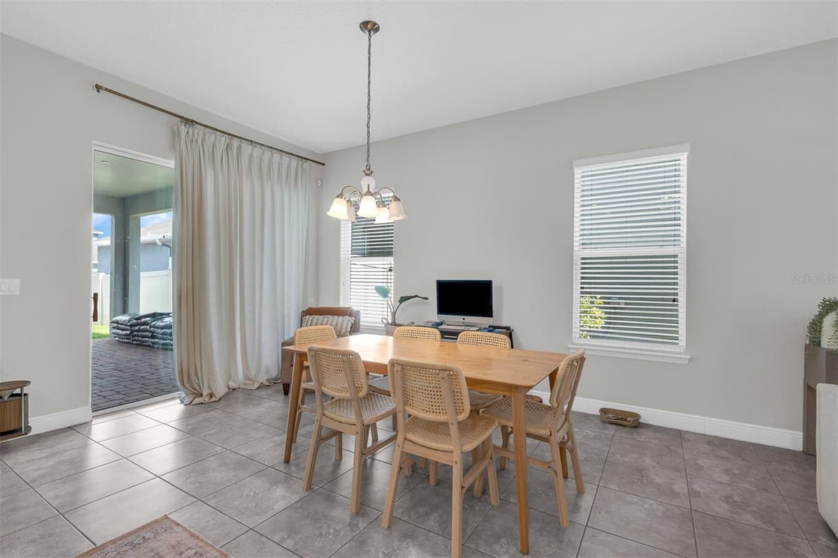 7189 SUMMERLAKE GROVES STREET — photo 8 of 36