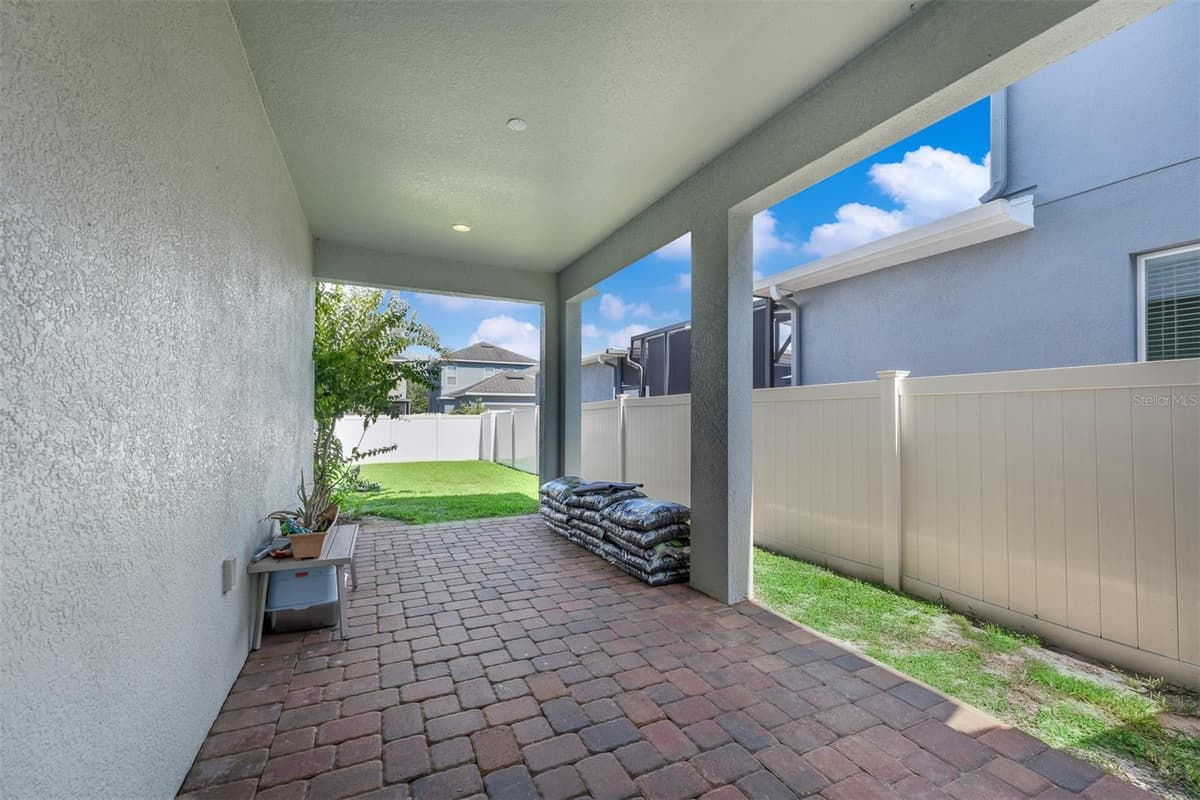 7189 SUMMERLAKE GROVES STREET — photo 32 of 36