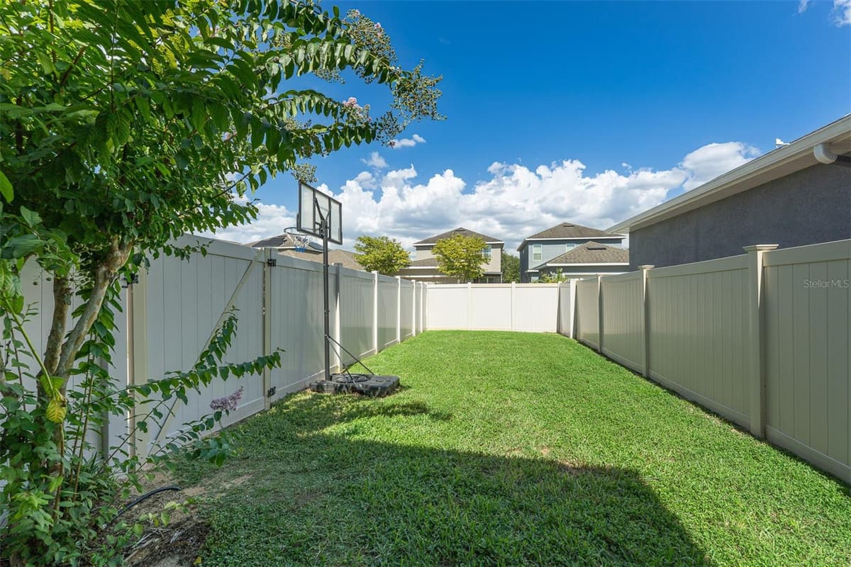 7189 SUMMERLAKE GROVES STREET — photo 35 of 36