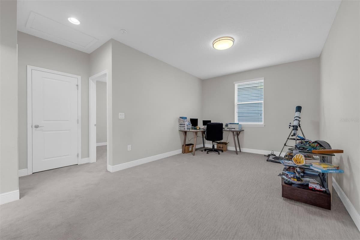 7189 SUMMERLAKE GROVES STREET — photo 19 of 36
