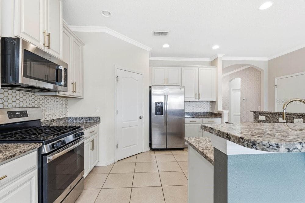 1494 CHELSEA MANOR CIRCLE — photo 10 of 39