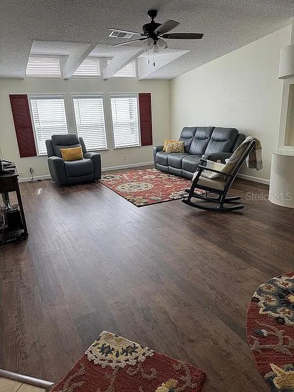 57 STRAPHMORE DRIVE — photo 10 of 29