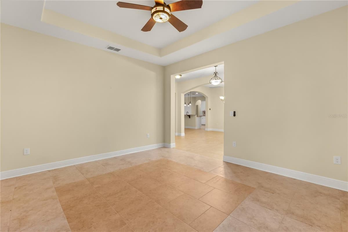 308 VICTORIA TRAILS BOULEVARD — photo 5 of 67