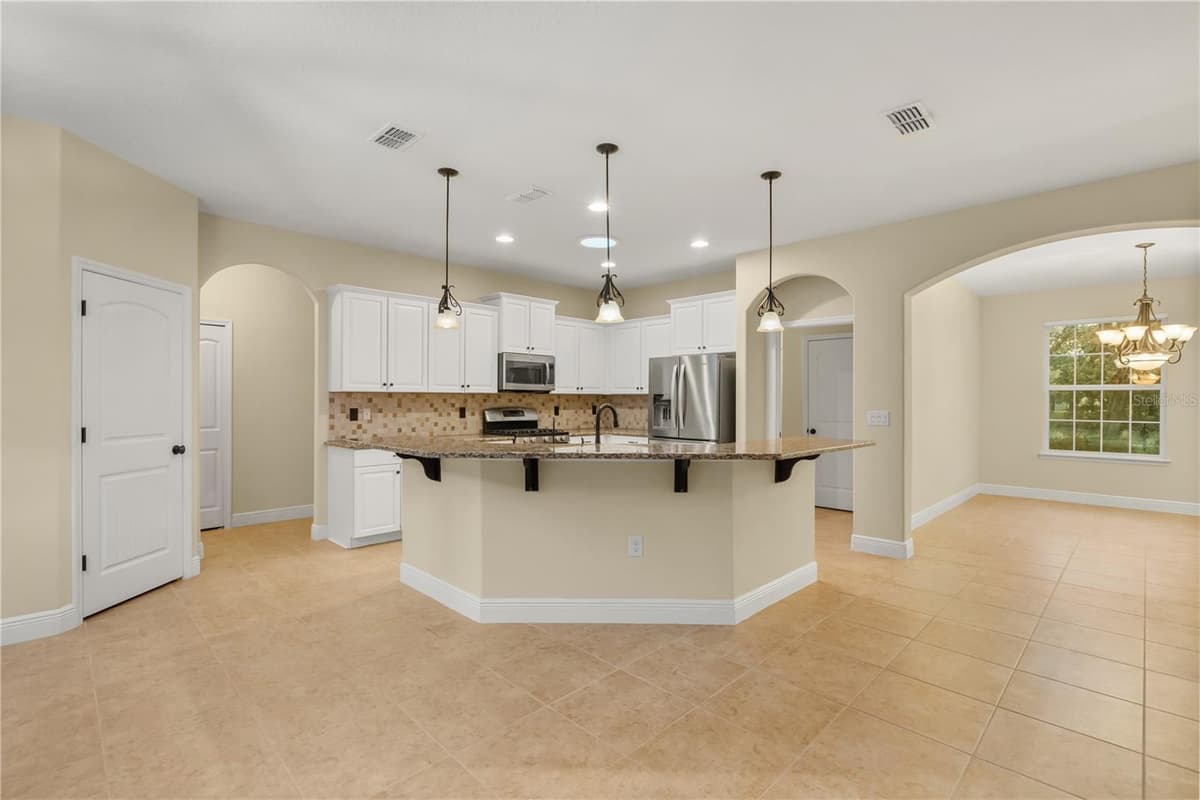 308 VICTORIA TRAILS BOULEVARD — photo 13 of 67