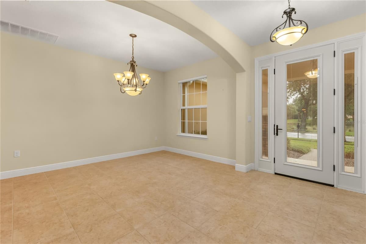 308 VICTORIA TRAILS BOULEVARD — photo 8 of 67