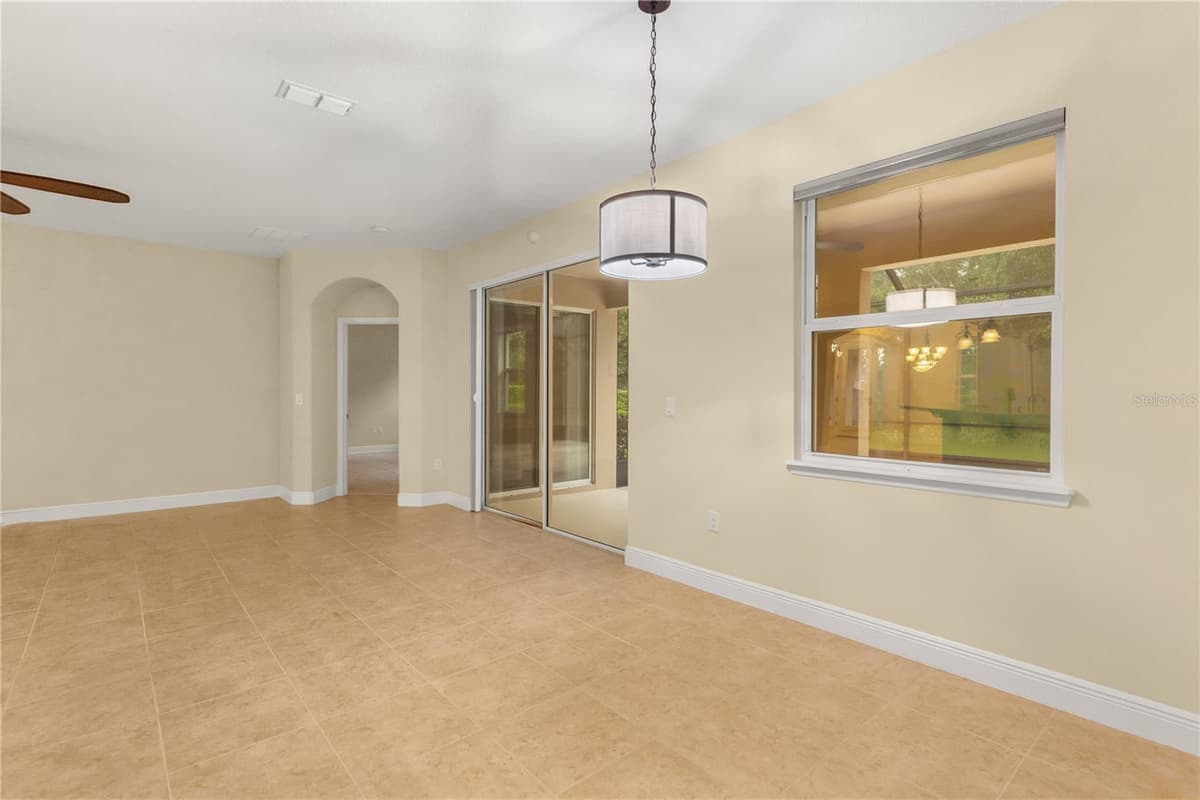 308 VICTORIA TRAILS BOULEVARD — photo 19 of 67